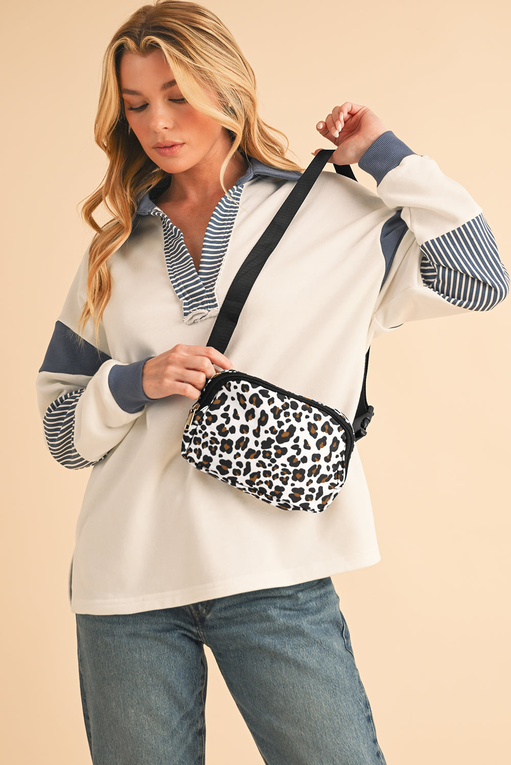 White Cheetah Print Multi Interlayer Zipped Crossbody Bag